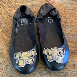 BCBG Flats Jeweled Toe size 9 New